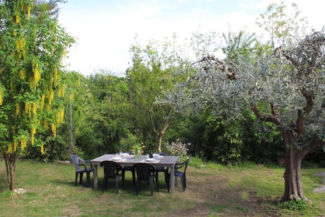 Bertaiola3 Apartment Peschiera del Garda Italy